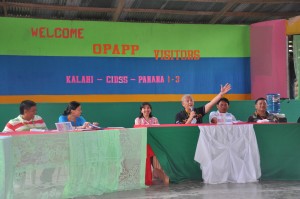 gov pimentel attends FGD with OPAPP and community   volunteers in Tagbina Surigao del Sur