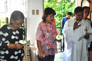 Dir. Minda B. Brigoli and Asst. Regional Director for Operations Mita G. Lim joined in on the short, yet solemn celebration of the dedication of the Kalahi-CIDSS Sub-Regional Program Management Office Station at San Francisco, Agusan del Sur.   