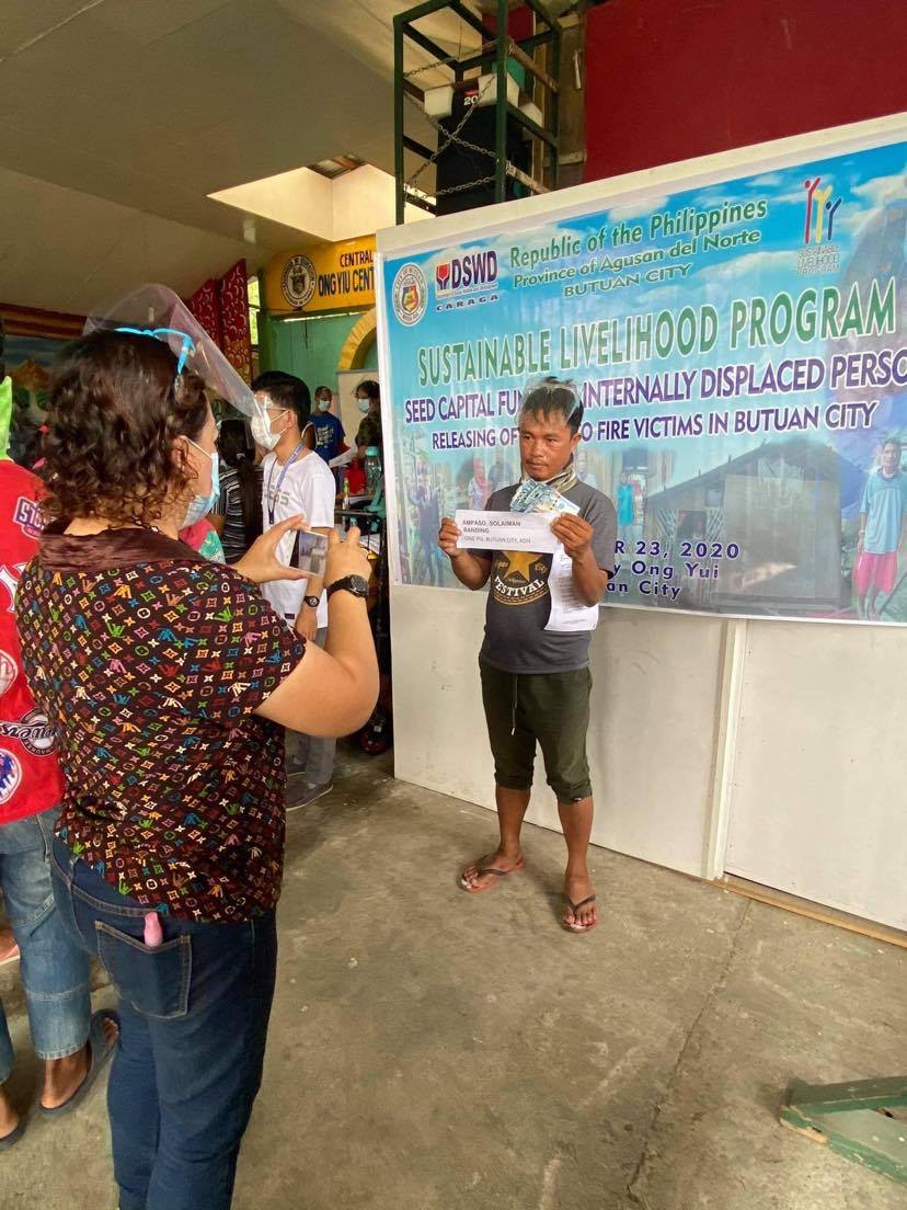 Dswd Provides Livelihood Assistance To Fire Displaced Families Dswd Field Office Caraga