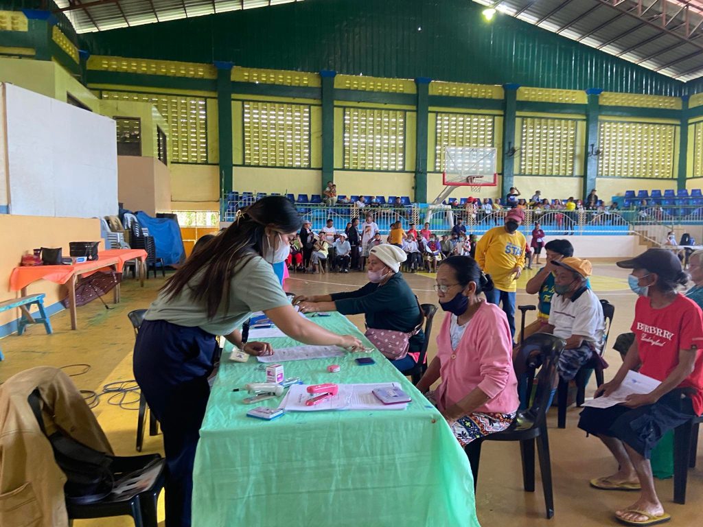 UCT cash card distribution in Caraga, continues, completion eyed by end ...