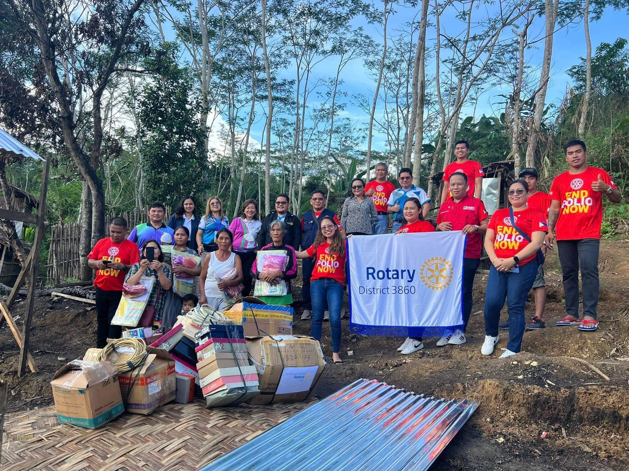 DSWD, Public And Private Partners Hand Over Assistance To Fire Victims ...